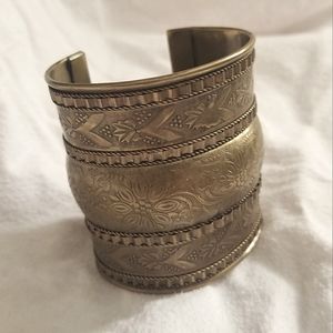 Vintage, wide cuff bracelet